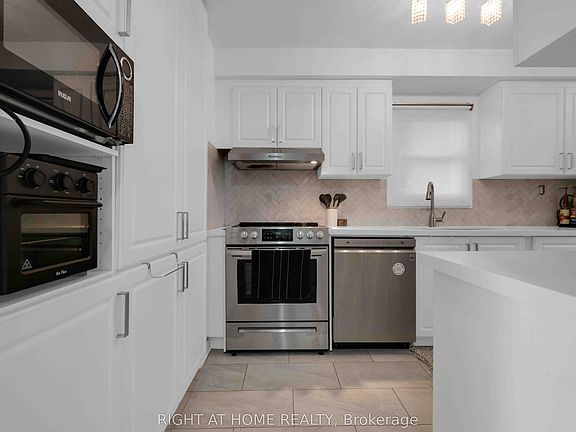 4th image of 1055 Central Park Blvd N #4