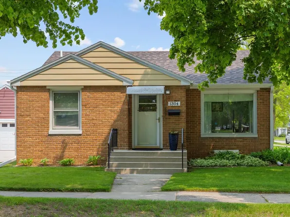 1304 Mead AVENUE, Sheboygan, WI 53081