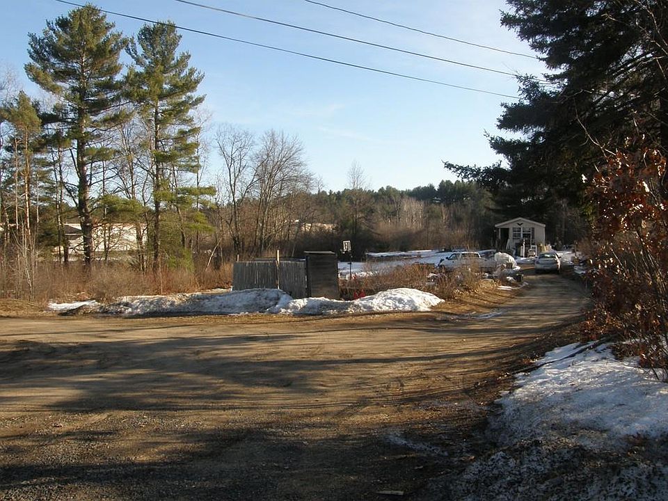 2nd image of 126 New Athol Rd