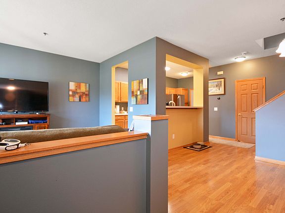 2nd image of 11313 Aberdeen Cir NE Unit E