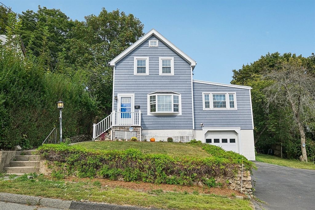 22 Hillside Ave, Norwood, MA 02062 | Zillow