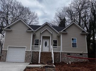 1730 Bramblebrook Ln, Winston Salem, NC 27105