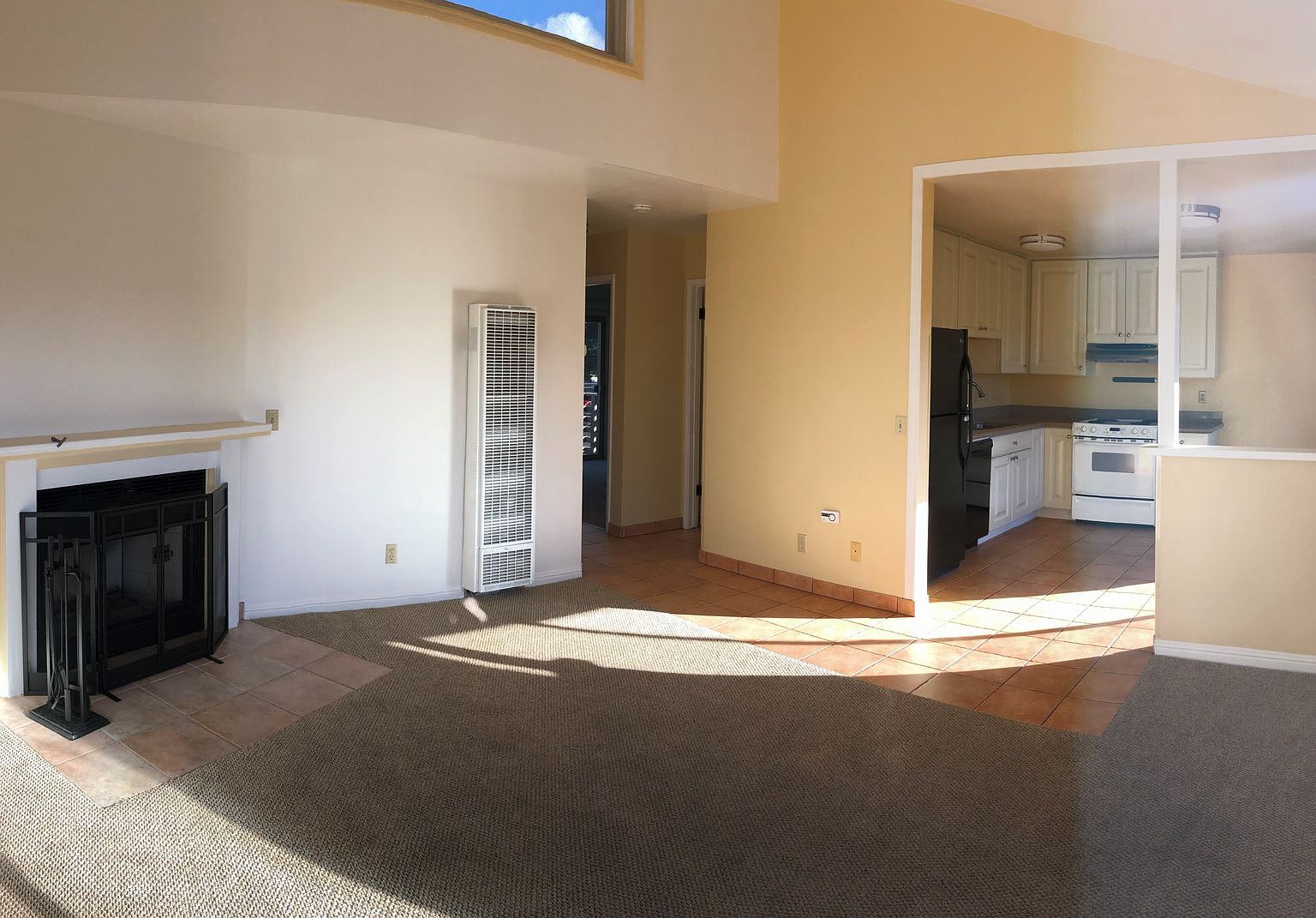 542 Sloat Ave APT 3, Monterey, CA 93940 Zillow