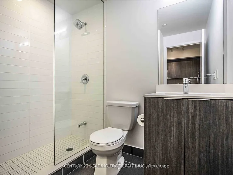 30 Shore Breeze Dr #2614 — Photo 17