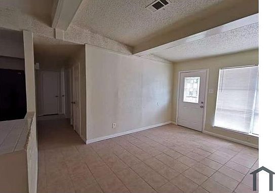 5th image of 617 Hardy Dr