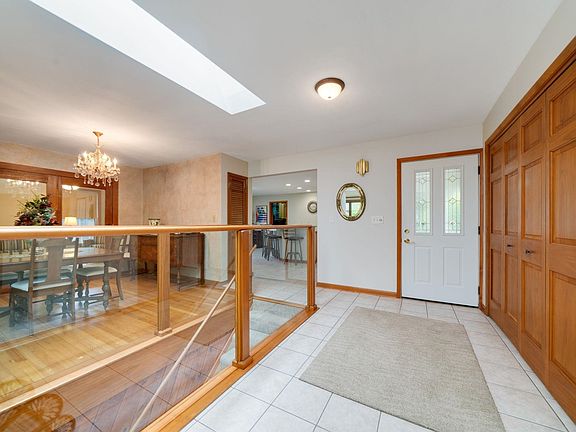 3rd image of 4675 Pepper Dr
