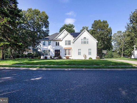 3rd image of 7 Goose Neck Ln