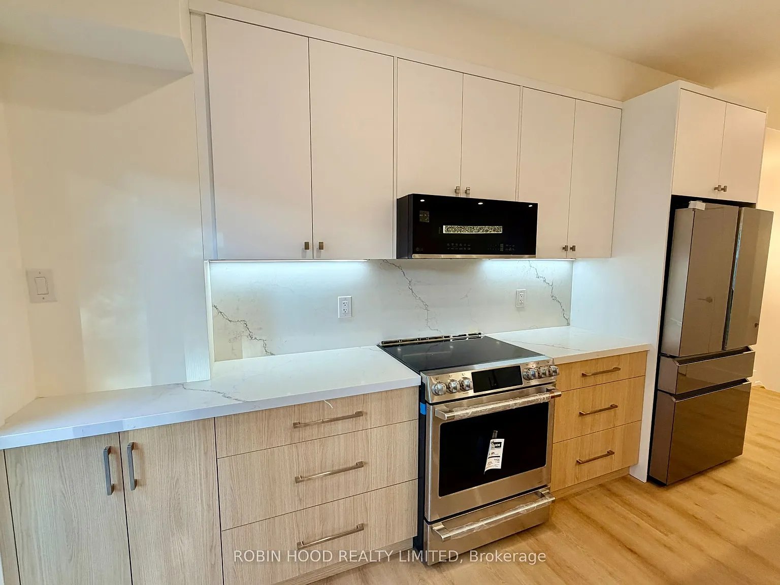 4 bed, $5,200 — Photo 3