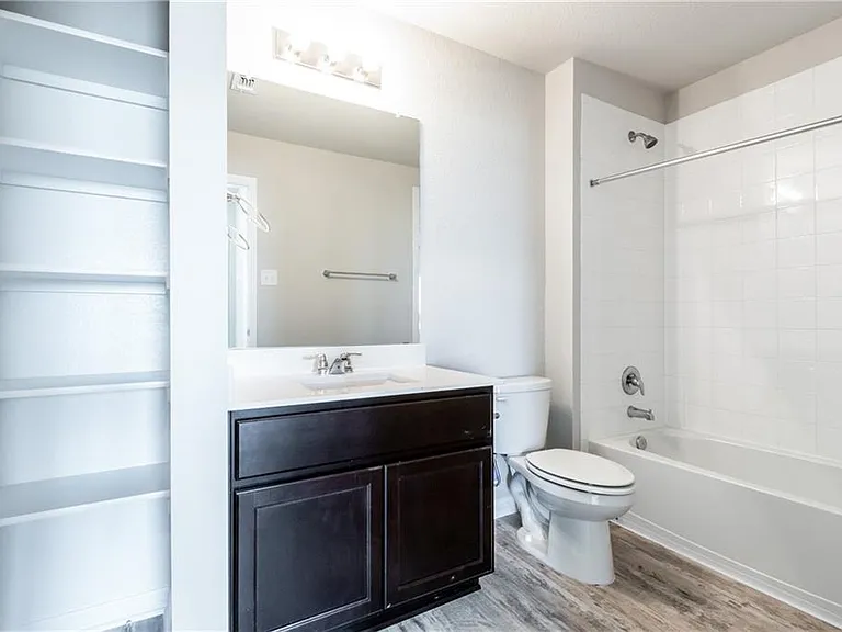 2718 Bridekirk Dr — Photo 21
