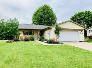 579 Queen St, Belleville, WI 53508