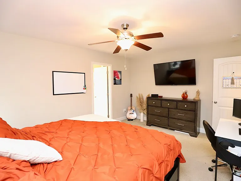 513 Waterlily Dr — Photo 29