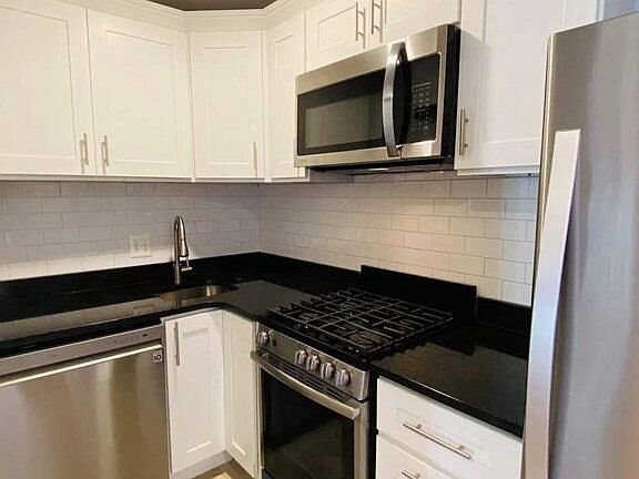 5th image of 144 Kenrick St APT 34