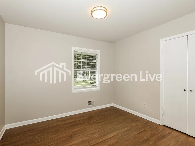 6759 Gano Dr — Photo 10