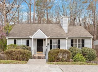 815 Riverbark Ln, Durham, NC 27703