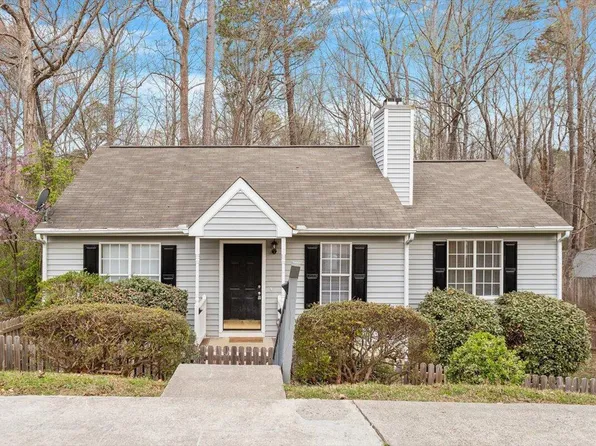 815 Riverbark Ln, Durham, NC 27703