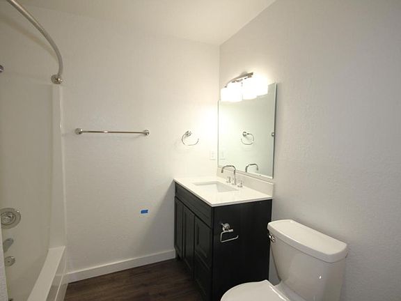 3rd image of 19 Colorado Ave APT P