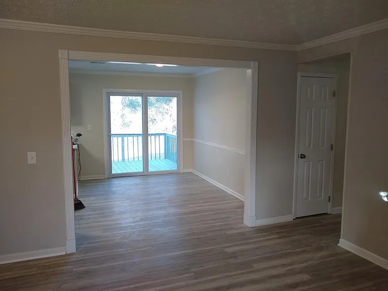 2525 Lake Ct — Photo 11