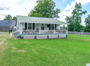 5212 Maysville Rd, New Market, AL 35761