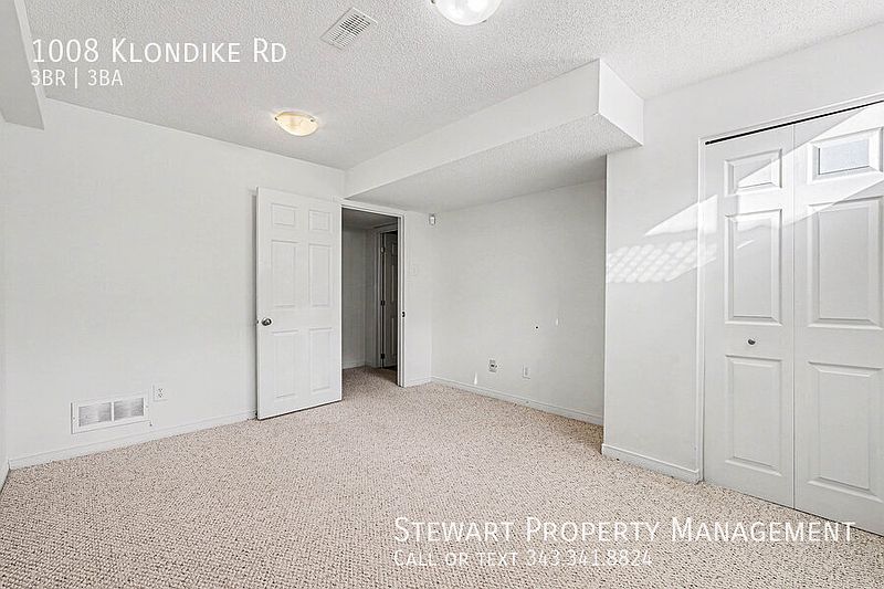 Ottawa House for rent - 3 Bedrooms — photo 17