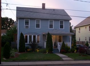 39 W Glen St, Holyoke, MA 01040