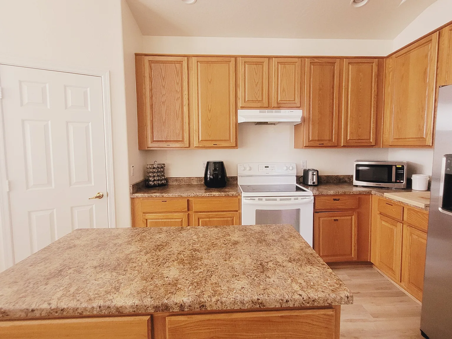 8720 West Kathleen Road - 1 — Photo 3