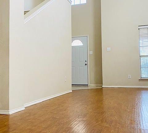 2nd image of 9932 Carter Dr