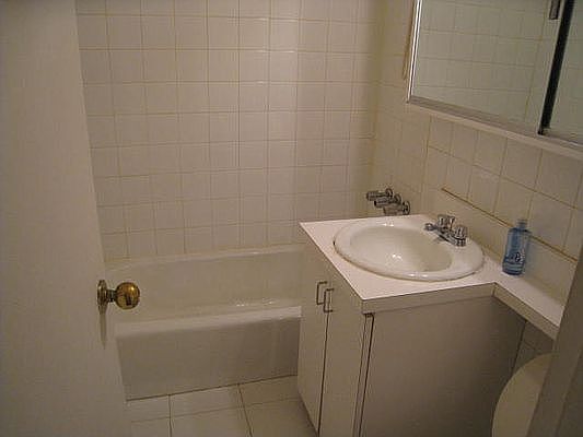 3rd image of 25-34 Crescent St #3L