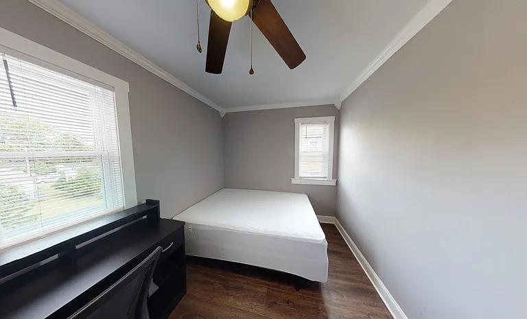 124 Lorraine Ave — Photo 6