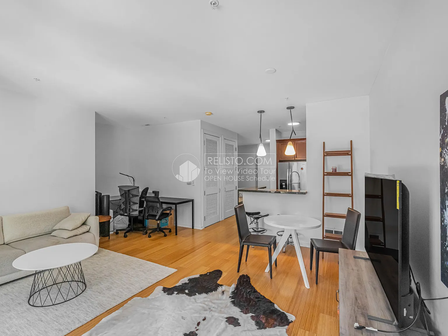 1 bed, 1.0 bath, 681 sqft, $4,400 — Photo 3