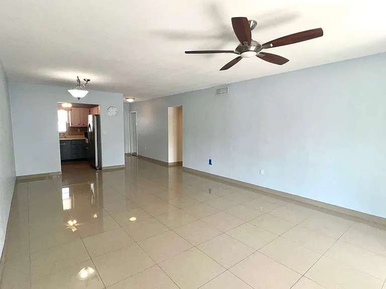 2200 Diana Dr #417 — Photo 10