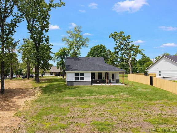 5th image of 1621 Rockwood Dr
