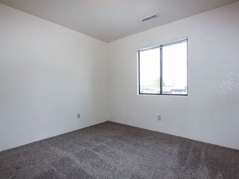 8460 E Lakeshore Dr — Photo 12