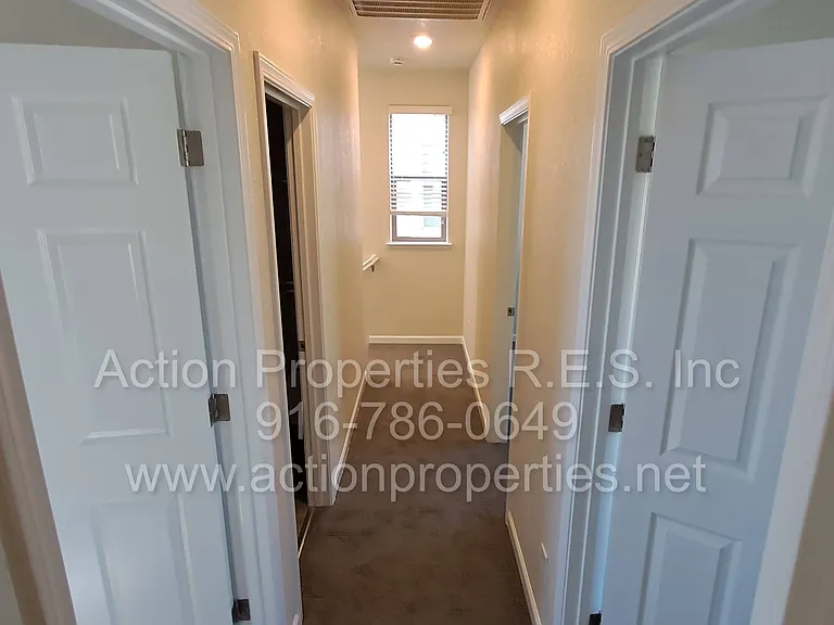 2136 Malibu Pl — Photo 11
