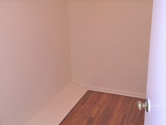 5th image of 51 Thornton Ave APT E