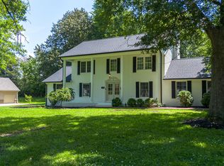 1569 Bellemeade Dr, Mayfield, KY 42066