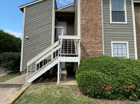 1101 Quail Valley Ln