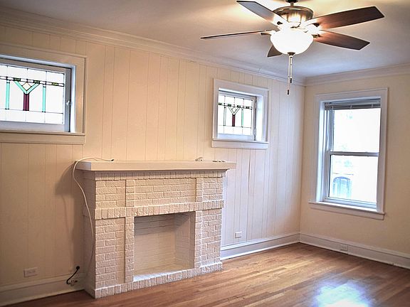 2nd image of 3011 W Sunnyside Ave #1