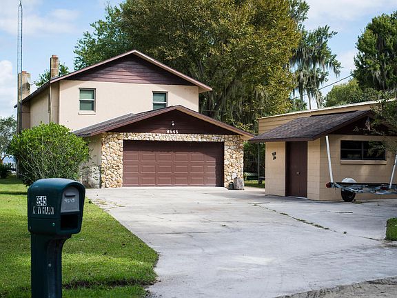 4th image of 9545 NE 307th Ct