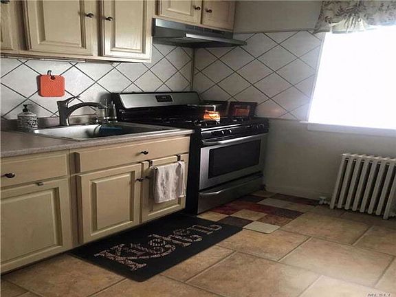2nd image of 7376 260th St