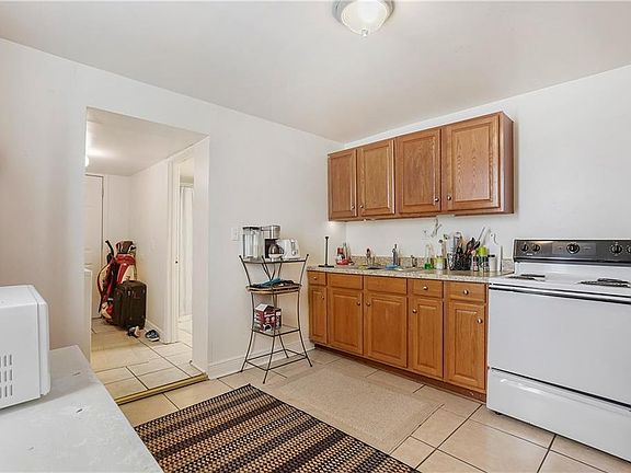 5th image of 1329-31 Leonidas St