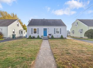140 Bradley Ave, Hamden, CT 06514
