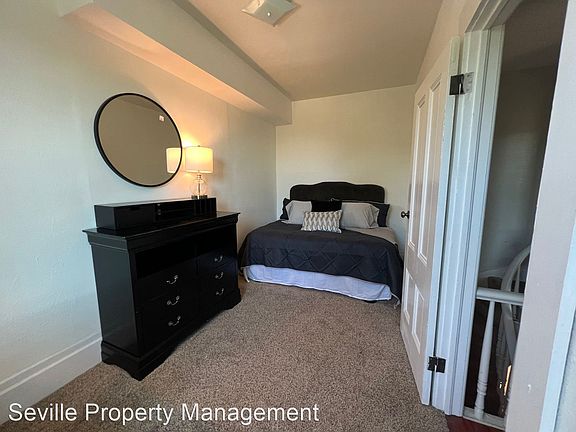 3rd image of 1416 12th St #10820112