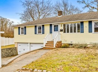 44 Rhodes Cir #44, Hingham, MA 02043
