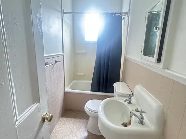 1808 W Tioga St, Philadelphia, PA 19140