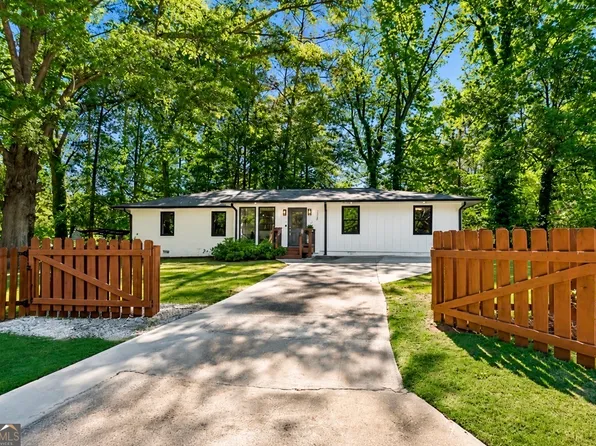 1558 Alverado Way, Decatur, GA 30032
