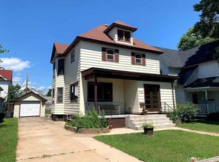 1416 2nd Ave S, Escanaba, MI 49829
