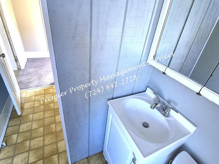 1613 4th Ave — Photo 14
