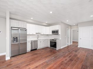 119 Addison St #1, Boston, MA 02128