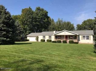 5436 W Snead Dr, Ludington, MI 49431
