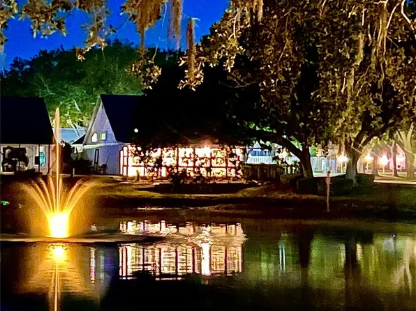 7801 Ontario Street Cir, Sarasota, FL 34243